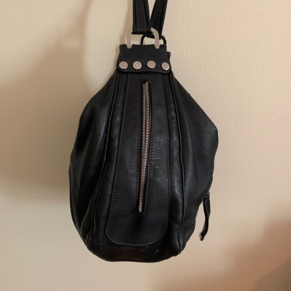 VINTAGE TOD’S HOBO BAG - Picture 2 of 13